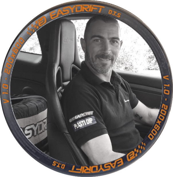Eric%20dans%20Easydrift.png